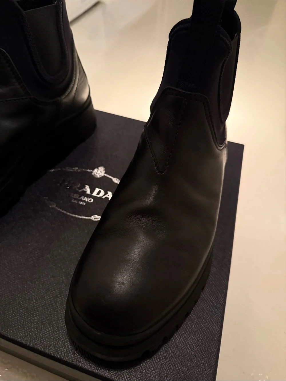PRADA Men’s Leather Chelsea Boots Size 8.5